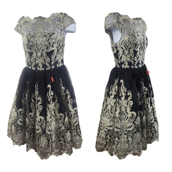 Chi Chi London Clara Dress Embroidered Lace Overlay Cap Sleeve Black Gold US 8 - Picture 2 of 12